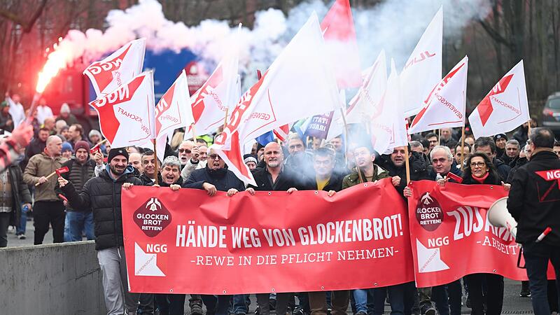 Protest gegen Schließung der Glockenbrot-Großbäckerei
