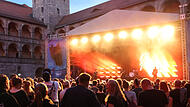 Schweden erobern die Plassenburg: Royal Republic sorgt für einen furiosen Auftakt der Open-Air-Reihe. Schweden erobern die Plassenburg: Royal Republic sorgt für einen furiosen Auftakt der Open-Air-Reihe.