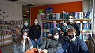 Obwohl die Maske nicht mehr Pflicht ist, geh&ouml;rt sie weiterhin zum Bild der Gr&auml;fenberger Realschule. Die Sch&uuml;ler f&uuml;rchten die Pandemie noch immer mehr als ihnen die Masken l&auml;stig sind.Forchheim & Fr&auml;nkische Schweiz