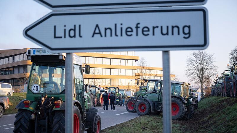 Demonstration von Landwirten vor Lidl-Zentrale Demonstration von Landwirten vor Lidl-Zentrale