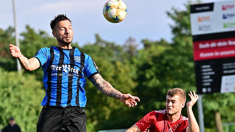 Ahmet Slama (links) erh&auml;lt derzeit den Vorzug im Brucker Sturm, wartet aber noch auf sein erstes Tor der neuen Landesligasaison.