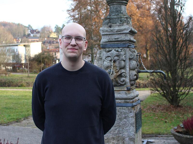 Der 18-j&auml;hrige Maximilian Kramlich aus Bad Br&uuml;ckenau ist zum Bezirkssch&uuml;lersprecher f&uuml;r Unterfranken gew&auml;hlt worden. Er vertritt die Interessen der Sch&uuml;lerinnen und Sch&uuml;ler von 44 Gymnasien.