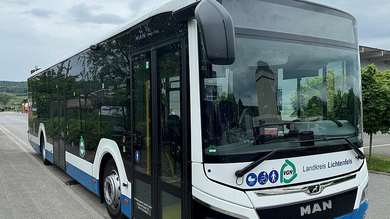 Gut gekennzeichnet und barrierefrei zug&auml;nglich: Schon jetzt werden solche Linienbusse im Landkreis Lichtenfels eingesetzt.