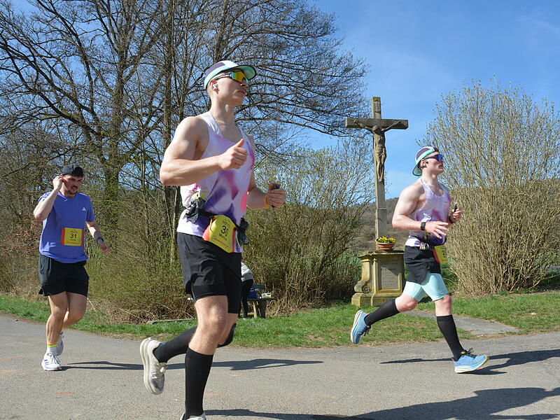 Bilderstrecke vom Saaletal-Marathon in RamsthalSaaletal-Marathon in Ramsthal
