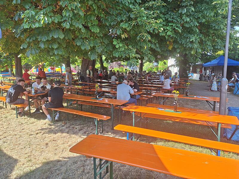 Hei&szlig;er Samstag beim Stadtfest in Bad Br&uuml;ckenau