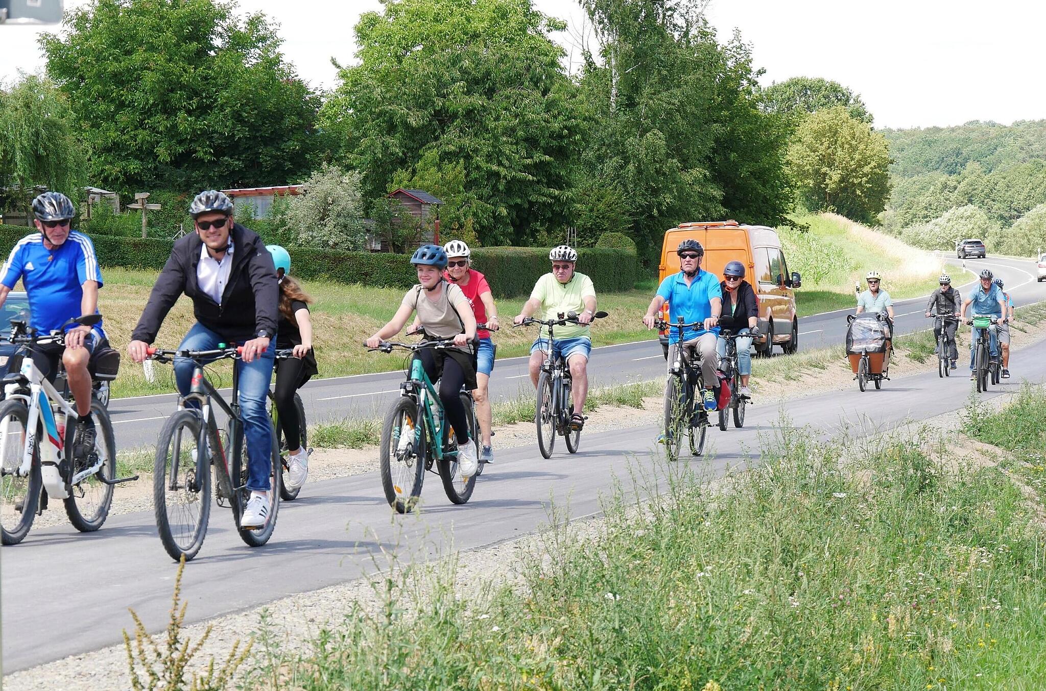 l-ckenschluss-neuer-radweg-von-oberthulba-nach-hassenbach-er-ffnet