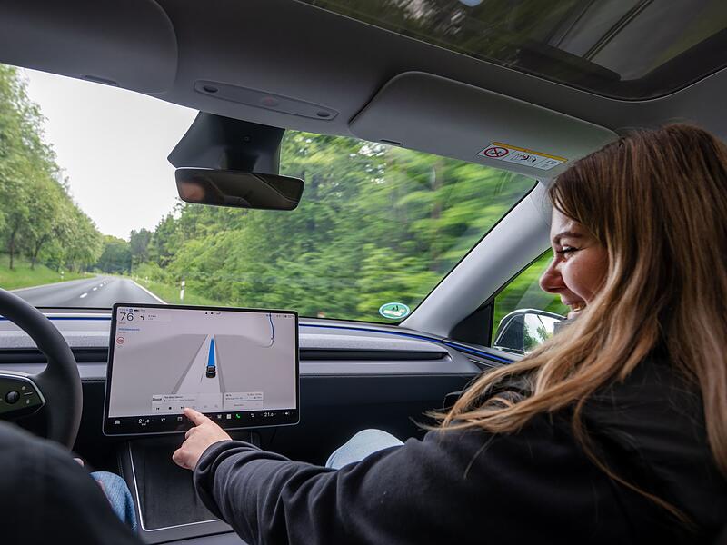 Warum selbstfahrende Taxis in der Eifel unterwegs sind