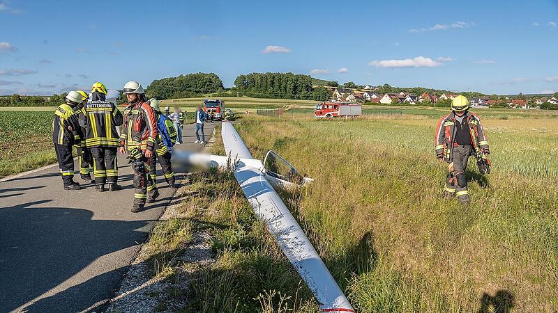 Dreifache Notlandung: Drei Segelflieger müssen zeitgleich neben der A73 notlanden Dreifache Notlandung: Drei Segelflieger müssen zeitgleich neben der A73 notlanden