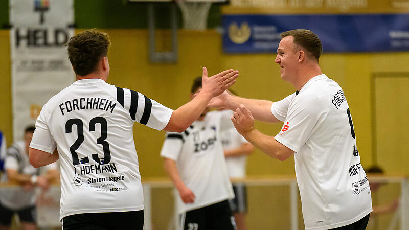 Halbfinale: SpVgg Jahn Forchheim gegen 1. FC Burk