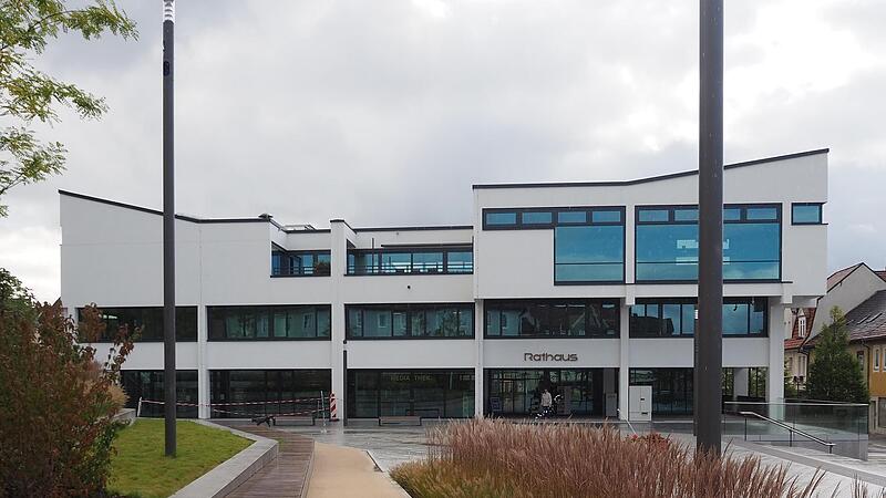 Rund zwei Jahre hat es gedauert, das Rathaus der Stadt Neustadt energetisch zu sanieren.