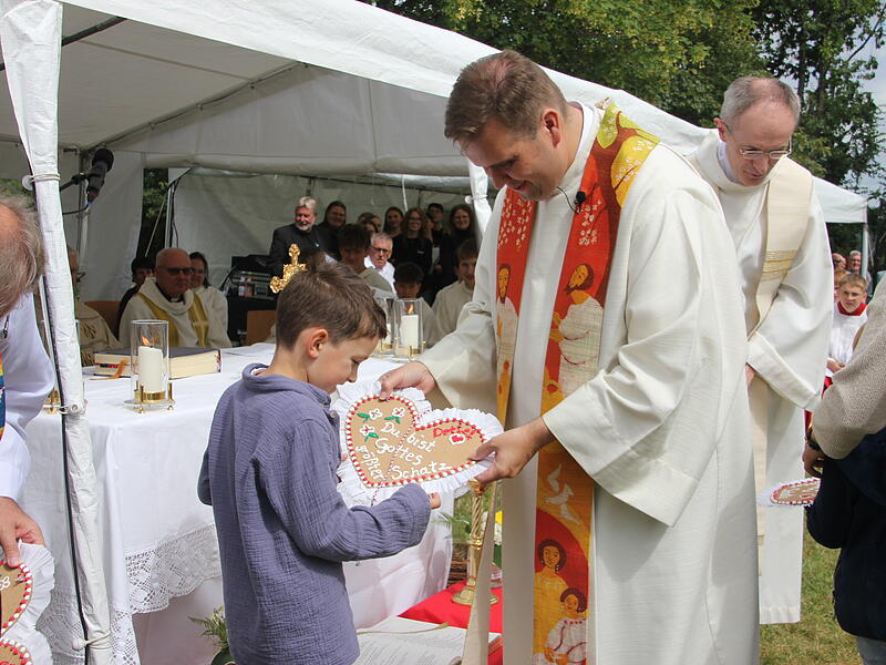 Viele Bilder: So war das Priesterjubil&auml;um von Detlef P&ouml;tzlViele Bilder: So war das Priesterjubil&auml;um von Detlef P&ouml;tzl