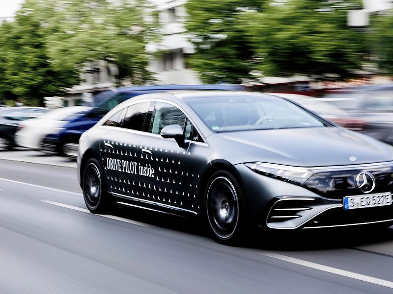 Mercedes-Benz EQS Mercedes-Benz EQS