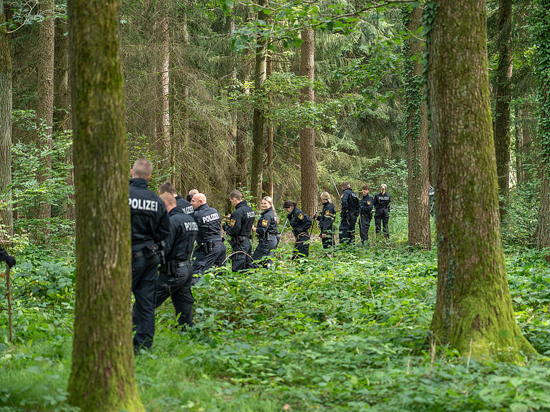 Polizei geht bei Vermisstensuche von Gewaltverbrechen aus: Mann wegen des Verdachts des Totschlags verhaftetVermisstenfall Bammersdorf Polizei geht bei Vermisstensuche von Gewaltverbrechen aus: Mann wegen des Verdachts des Totschlags verhaftetVermisstenfall Bammersdorf
