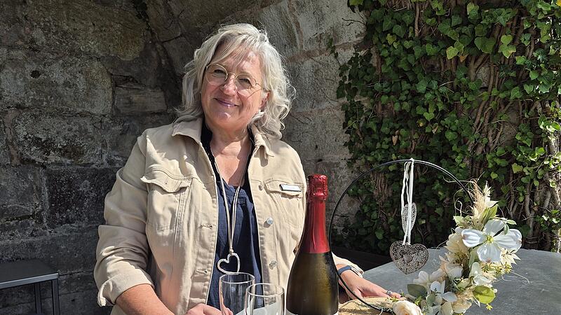 Tanja Walter koordiniert Trauungen auf der Festung RosenbergHeiraten auf der Festung Rosenberg in Kronach