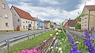 Blick in die Bamberger Straße und die enge Bebauung in diesem Bereich. Blick in die Bamberger Straße und die enge Bebauung in diesem Bereich.