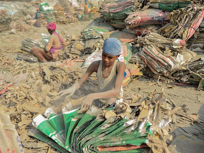 Kinderarbeit und Umweltverschmutzung in Bangladesch