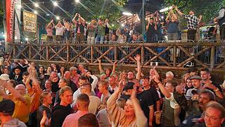 Nach dem Annafest im Kellerwald muss nicht Schluss sein mit Feiern. Hier gibt es eine Übersicht, wo es in Forchheim After-Annafest-Partys gibt.