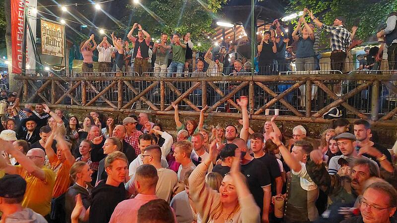 Nach dem Annafest im Kellerwald muss nicht Schluss sein mit Feiern. Hier gibt es eine &Uuml;bersicht, wo es in Forchheim After-Annafest-Partys gibt.