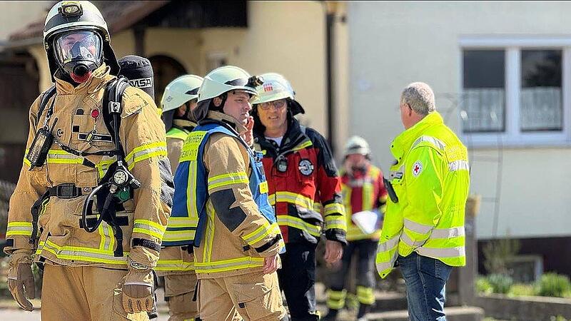 Brand Doppelhaush&auml;lfte Untersiemau: keiner verletzt