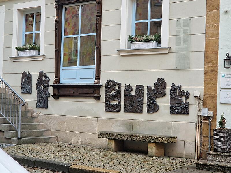 Laura QuizLaura Quiz