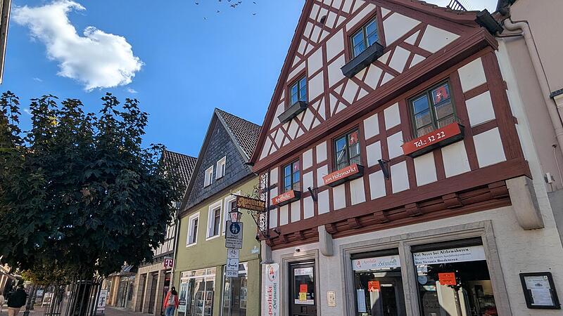 Die Apotheke der Familie Bredemeyer ist ein St&uuml;ck Stadtgeschichte. Das letzte Kapitel ist schrieben: Inhaberin Victoria Bredemeyer muss Insolvenz anmelden.Dagmar Besand