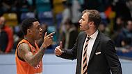 Der Ulmer Yago dos Santos (links) führt das Ulmer Team von Headcoach Anton Gavel mit 5,2 Assists pro Spiel an.