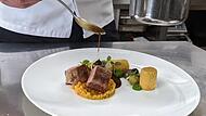 Es müssen nicht immer Sternemenüs sein, wie es sie bei Laudensacks Restaurant gibt, um als Restaurant ausgezeichnet zu werden. Es müssen nicht immer Sternemenüs sein, wie es sie bei Laudensacks Restaurant gibt, um als Restaurant ausgezeichnet zu werden.