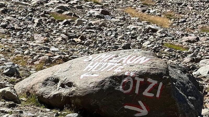 35 Jahre nach dem Fund der Gletschermumie Ötzi. 35 Jahre nach dem Fund der Gletschermumie Ötzi.