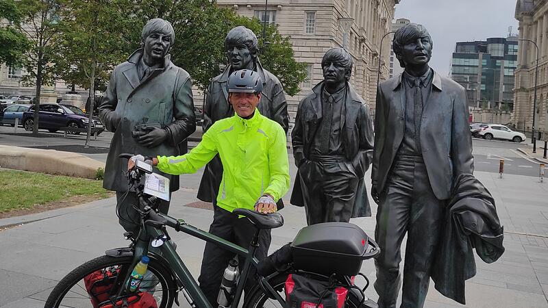 J&uuml;rgen P&ouml;hlmann in LiverpoolForchheim & Fr&auml;nkische Schweiz