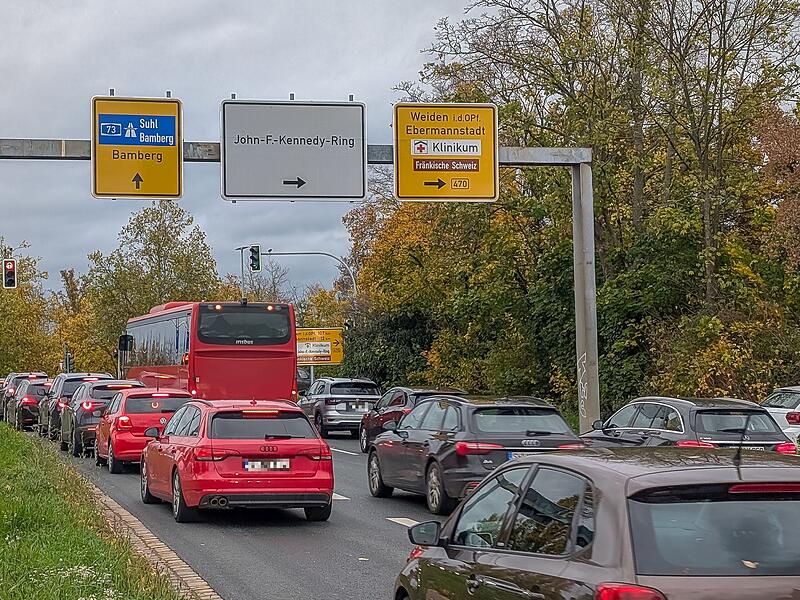 Zehntausende Beschäftigte pendeln täglich durch den Landkreis Forchheim, um zu ihrer Arbeitsstätte zu gelangen. In unserer exklusiv erstellten interaktiven Karte können Sie für Ihre Gemeinde schauen, woher die Einpendler kommen – und wo sie hin wollen.