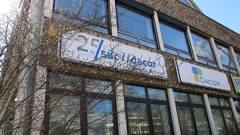 Abriss in Coburg Das alte Gebäude der SÜC am Schillerplatz in Coburg wurde abgerissen.