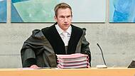 Totschlag, nicht Mord: Am Landgericht Würzburg folgte der Vorsitzende Richter Thomas Schuster am Mittwoch bei der Entscheidung dem Gutachten der psychiatrischen Sachverständigen.&nbsp;