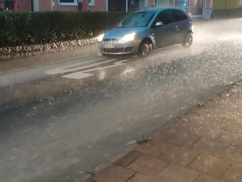 Starkregen in G&ouml;&szlig;weinstein.Forchheim & Fr&auml;nkische Schweiz