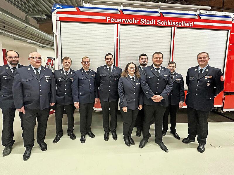 Ausscheidende und neue Vorstandsmitglieder (von links): Michael Sturm,Thomas Messingschlager, Markus Hanika, Markus Weber, Sebastian Wach, Jasmin Werner, Johannes Scheubel, Floyd Frerichs, Lukas Ziegler und Rainer Butterhof.