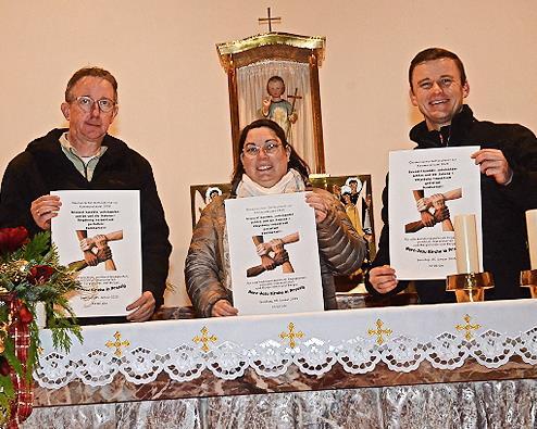 Unser Bild zeigt das Initiatoren- und Organisationsteam mit Mathias Beetz, Dorothea Weigelt-Heyder und B&uuml;rgermeister Stefan Heinlein.