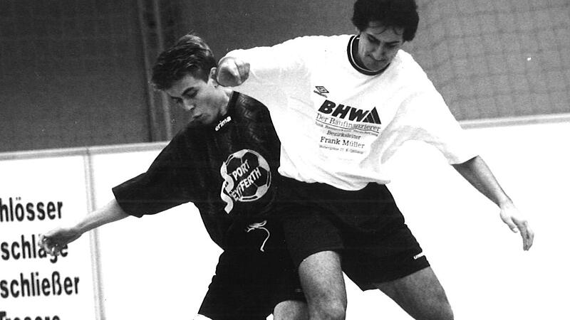 Marco Dre&szlig;el (rechts beim BR-Cup 2002) gewann den Rundschau-Cup mit dem ATS und dem VfB. 2002 schnappte er sich mit Vitor do Adro die Torj&auml;gertroph&auml;e. Bei der 38. Auflage ist er als Spielertrainer des TSV K&ouml;dnitz mit von der Partie.