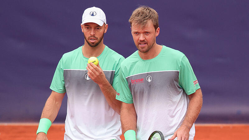 Erste Runde überstanden: Kevin Krawietz (r.) und Tim Pütz stehen in Rom im Achtelfinale. Erste Runde überstanden: Kevin Krawietz (r.) und Tim Pütz stehen in Rom im Achtelfinale.
