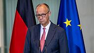 Pressekonferenz mit Bundeskanzler Merz