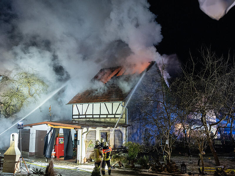 Die Feuerwehr l&ouml;schte einen Brand in Dorgendorf