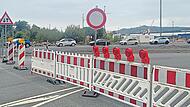 Für den Bau der Stichstraße, über die der Campus angeschlossen wird, wurde der Verkehr auf eine Bedarfsumfahrung umgeleitet.Alexander Hartmann Für den Bau der Stichstraße, über die der Campus angeschlossen wird, wurde der Verkehr auf eine Bedarfsumfahrung umgeleitet.Alexander Hartmann