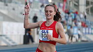 Die Bambergerin Jule Lindner holte bei der Deutschen Jugend-Meisterschaft in Wattenscheid Gold über 3000 Meter Hindernis und Silber über 3000 Meter.
