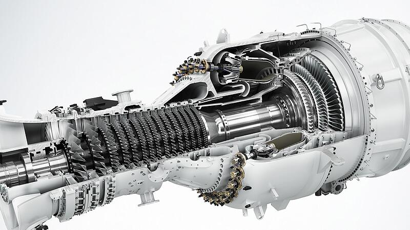 Sieht aus wie ein D&uuml;sentriebwerk und ist ein Turbo f&uuml;r die Energiewende: Schnitt durch die neue Gasturbine, die die Papierfabrik in Eltmann versorgt.