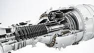 Sieht aus wie ein Düsentriebwerk und ist ein Turbo für die Energiewende: Schnitt durch die neue Gasturbine, die die Papierfabrik in Eltmann versorgt.