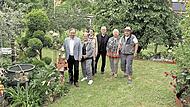 v. l. Landrat Alexander Tritthart, Lydia Nussbaum (Vorsitzende KV f&uuml;r Gartenbau und Landespflege ERH), Heike Schulz (Vorsitzende OGV H&ouml;chstadt, B&uuml;rgermeister Alexander Schulz und das Ehepaar Steidl.