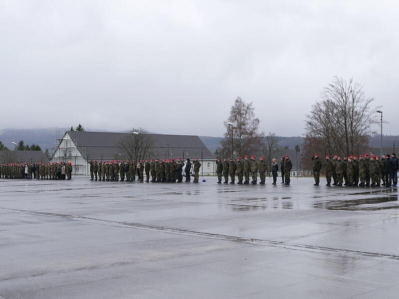 Übergabe Bereich Truppenübungsplatzkommandantur Süd von Oberstleutnant Rainer Hoch an Oberstleutnant Torsten Reinhardt.Kommandoübergabe Wildflecken von Oberstleutnant Rainer Hoch an Oberstleutnant Torsten Reinhardt Übergabe Bereich Truppenübungsplatzkommandantur SÜD von Herrn Oberstleutnant Rainer Hoch an Herrn Oberstleutnant Torsten Reinhardt