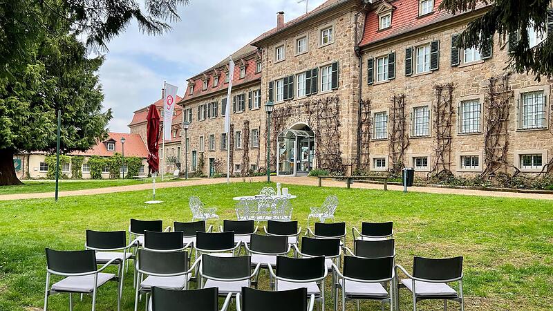 Standesamtliche Trauungen unter freiem Himmel sind im Innenhof der Oberen Saline m&ouml;glich.