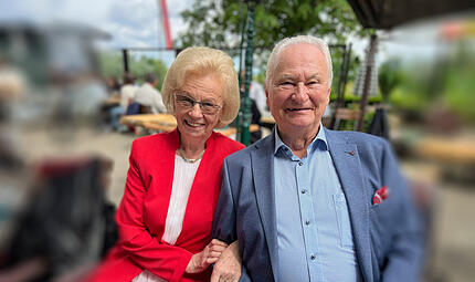 Rosalinde und Karlheinz Ertl waren immer gerne in Bamberg unterwegs (hier eine Aufnahme aus dem Spezi-Keller). Die Seniorchefin des Ertl-Zentrums ist am 13. Juni im Alter von 83 Jahren gestorben.