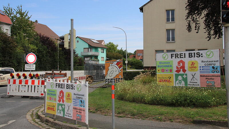 Beschilderung vor der Baustelle in Dörfles-Esbach.