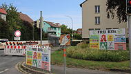 Beschilderung vor der Baustelle in Dörfles-Esbach. Beschilderung vor der Baustelle in Dörfles-Esbach.