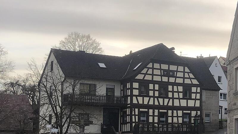 Wie steht es um den Energiebedarf der drei Geb&auml;ude &bdquo;Alte Schule", &bdquo;Wei&szlig;er Bock&ldquo; (unser Bild) und &bdquo;Gemeindezentrum&ldquo;? Eine Potenzialanalyse soll Auskunft geben.